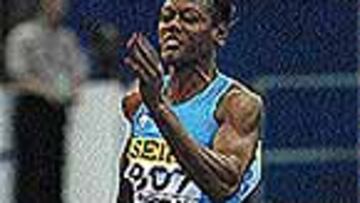 <b>ENFADADA.</B> Ottey se negó a hacer declaraciones tras la final.