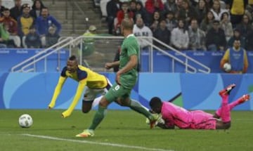 La Selección terminó con 5 puntos en la primera ronda y clasificada a los cuartos de final.