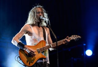 El día que Robe Iniesta (Extremoduro) puso de acuerdo a PSOE, PP, VOX y Podemos: “Parte fundamental del patrimonio cultural”