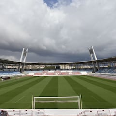 El Almería acerca el fútbol a menores tutelados