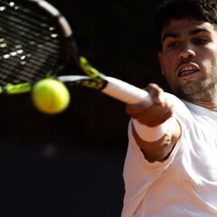 Carlos Alcaraz debuta “al 100%” ante un ‘lucky loser’