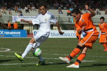 XVIII TORNEO INTERNACIONAL BLUE BBVA DE ARONA DE FUTBOL7 FUTBOL ALEVIN SEMIFINAL REAL MADRID - VALENCIA