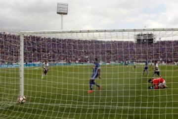 Las mejores fotos del Superclásico entre la U y Colo Colo.