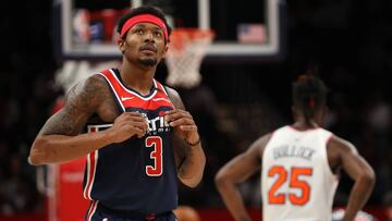 Bradley Beal, escolta de Washington Wizards, ante New York Knicks.