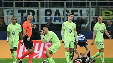 Marciniak reconoce que se equivocó a favor del Barça