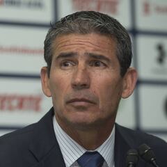 Eduardo de la Torre ratifica a Paco Jémez para el Apertura 2017