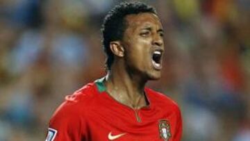 <b>TRISTEZA.</b> Nani afirma que la selección lusa se siente "triste" por la baja de Ronaldo.