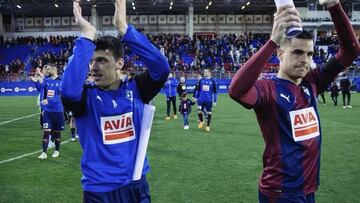 Capa y Dani García como jugadores del Eibar.