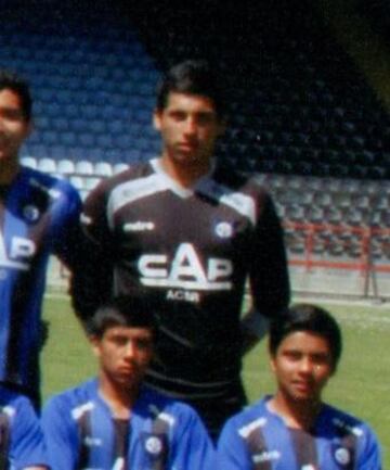 Formado en Huachipato, hoy es el portero titular de los acereros.