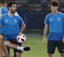 El Real Madrid entrena antes de la final contra el Al Ain