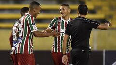 Brazil&#039;s Fluminense Marlon Freitas (L) celebrates with teammates after scoring a goal against Universidad Catolica of Ecuador during their 2017 Copa Sudamericana football match at the Olimpico Atahualpa stadium in Quito, on July 26, 2017. / AFP PHOTO