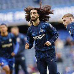 Cucurella, de la mano ante Alemania: “Me meé encima”