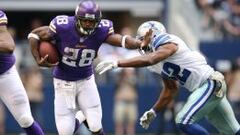 Corre Adrian Peterson contra la historia