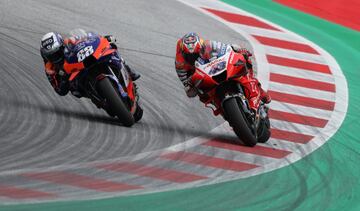 Miguel Oliveira y Jack Miller.