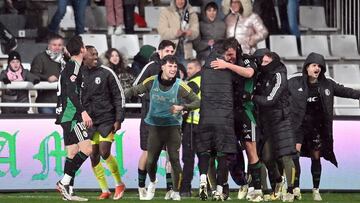 Partido entre el Burgos CF y el CD Eldense celebrado en Burgos.
RICARDO ORDÓÑEZ -8-12-2024