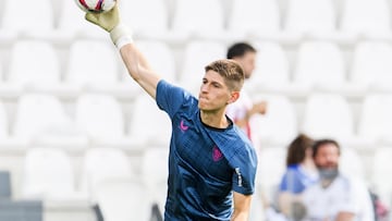 Gastesi pelea con Padilla por el estreno bajo palos en Liga