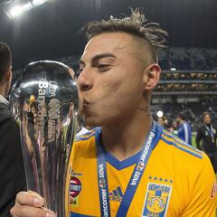 Eduardo Vargas se marcha de Tigres con cinco títulos y 42 goles