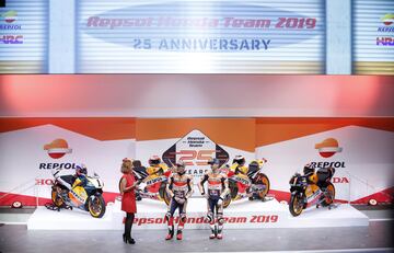 Marc Márquez y Jorge Lorenzo en la presentación de Repsol Honda.

