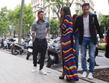 Antonella y Sofía (parejas de Messi y Luis Suárez) inauguran la boutique Sarkany en Barcelona