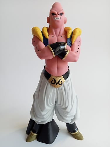 ‘Dragon Ball Z’: Gohan Ultimate planta cara a un confiado Majin Buu en dos formidables figuras combinables