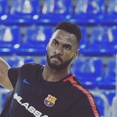 El Barça aplicó el rodillo ante un Cangas desorientado