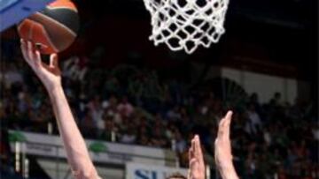 UNICAJA 111 - JOVENTUT 55.