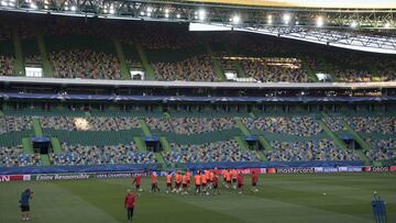 El remodelado Jos&eacute; Alvalade (absolutamente reformado para la Eurocopa de Portugal) registrar&aacute; una gran entrada. No se han desplazado muchos seguidores cul&eacute;s, pero la expectaci&oacute;n en Lisboa es m&aacute;xima y se llenar&aacute;.