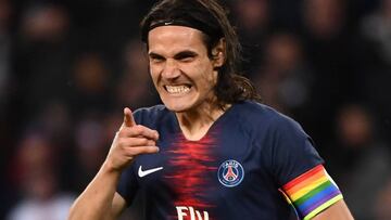 Cavani, objetivo del Atlético, celebra un gol con el PSG.