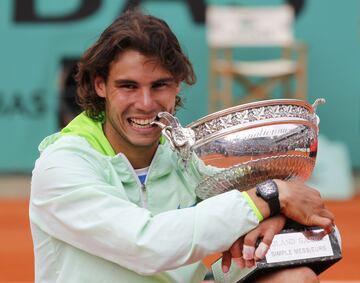 Venció a Robin Söderling por 6-4, 6-2, 6-4.