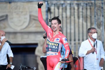 Primoz Roglic, ganador de la contrarreloj de hoy y de La Vuelta 2021.