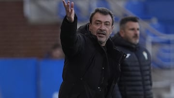 Jesús Galván, entrenador del Mirandés.