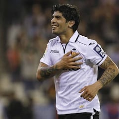 Banega va de lío en lío