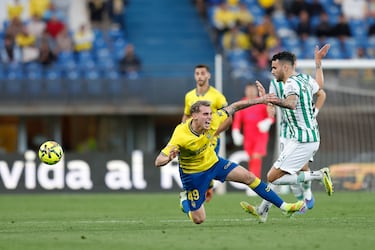 Álex Martín: “Tenemos un equipo muy competitivo”