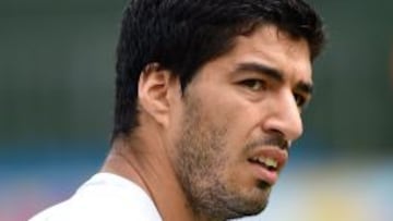 Luis Suárez pidió disculpas a través de Twitter.