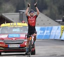Richie Porte asciende al liderato en la victoria de Padun