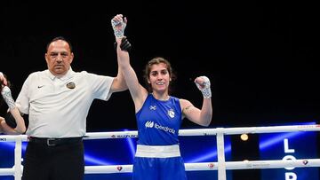Marta López, con la mano en alto tras un triunfo.