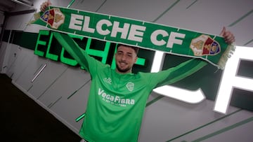 10/01/24  
ELCHE 
PRESENTACION NUEVO JUGADOR 
MANU NIETO 