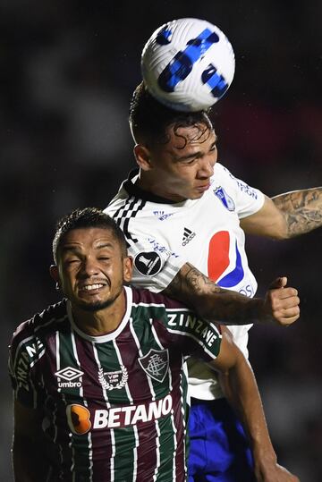 Fluminense ganó con goles de Willian y Arias. La serie terminó 4-1 en el global.