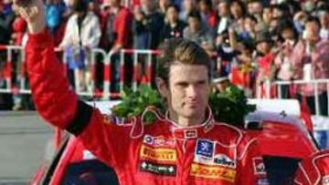 <b>DEDICADO</b> Tanto Loeb como Gronholm dedicaron la victoria al malogrado compañero Michael Park.