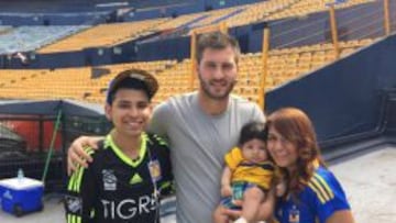 El franc&eacute;s conoci&oacute; a su tocayo mexicano Andr&eacute; Gignac Quistian Delgado