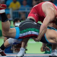 What types of wrestling are at the Olympics? Differences, rules, format and score system