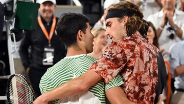 Tsitsipas, tras caer ante Alcaraz: “Evitaré la melatonina...”