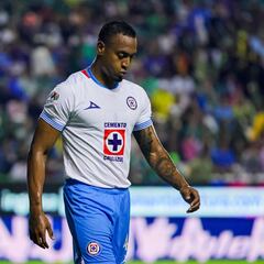 ¡Saltan las alarmas! Willer Ditta en suspenso rumbo al Cruz Azul vs América