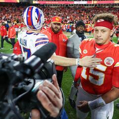 Mahomes and Reid fined a total of $150,000 for their postgame comments about officiating
