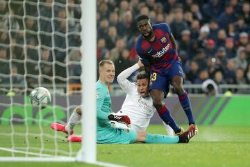 Mariano, recién salido al terreno de juego, anotó el 2-0 definitivo.