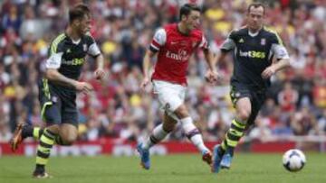 Özil, en el partido ante el Stoke.
