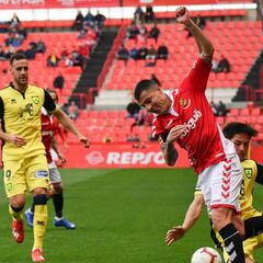 El Nàstic trata de renovar a Abraham