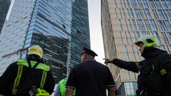 Emergency personnel work near a damaged office building in the Moscow City following a reported Ukrainian drone attack in Moscow Russia, August 1, 2023. REUTERS/Evgenia Novozhenina