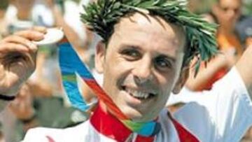 <b>CLARIDAD.</b> José Antonio Hermida (26 años) entró en la meta disparando tiros y habló en tres idiomas en la conferencia de prensa.