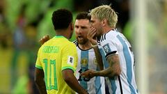 Argentina's forward Lionel Messi (C) and midfielder Rodrigo De Paul (R) argue with Brazil's forward Rodrygo during the 2026 FIFA World Cup South American qualification football match between Brazil and Argentina at Maracana Stadium in Rio de Janeiro, Brazil, on November 21, 2023. (Photo by CARL DE SOUZA / AFP)